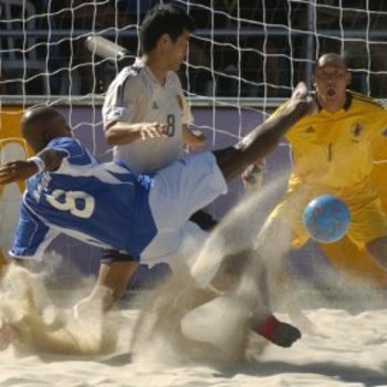 O Futebol de Areia como esporte é uma modalidade bastante recente